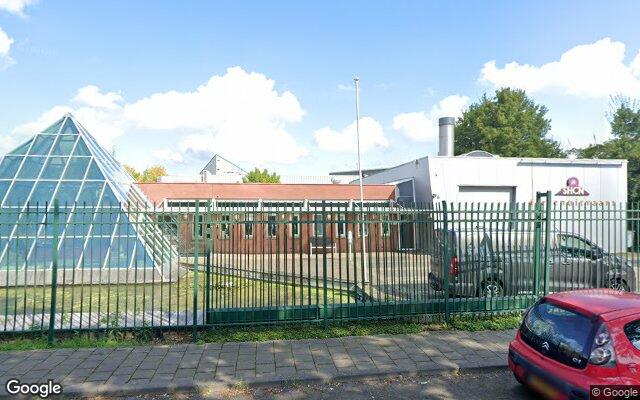 Straatbeeld bij Dierenuitvaartcentrum Roermond, Olympialaan 10, 6042 JZ Roermond